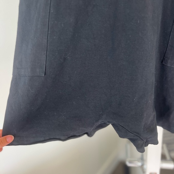 Black Sleeveless Romper with Pockets - Picture 2 of 10